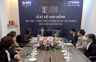 Contract signing ceremony with Sigma Electromechanical general contractor